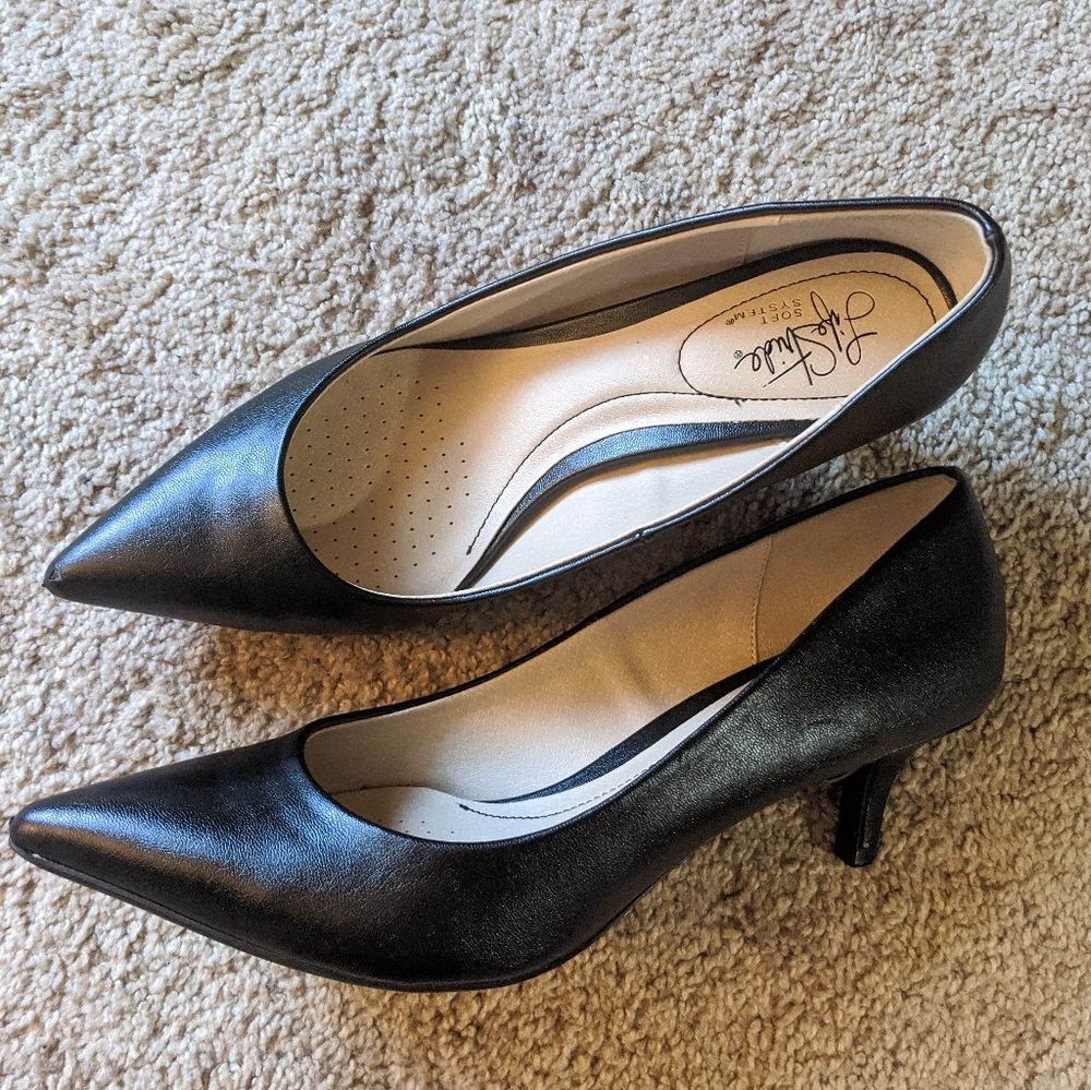 Lifestride Kitten Heel Pumps